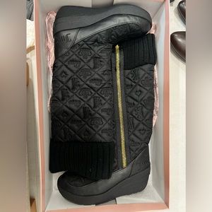 Juicy couture boots. Size 7
